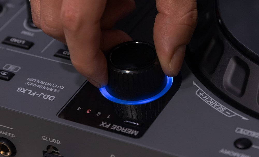 Kontroler DJ PIONEER DDJ-FLX6 GT - Funkcja Merge FX