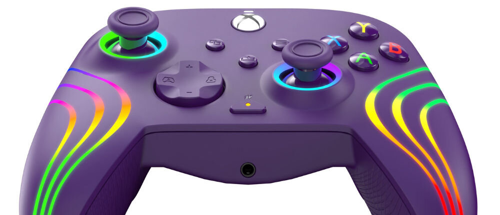 Kontroler PDP Afterglow Wave Xbox S/X/One/PC Fioletowy prezentacja kontrolera od przodu na białym tle personalizacja przypisanie przycisków zmiana martwych stref analogów czułości triggerów dwa dodatkowe tylne przyciski szybki dostęp