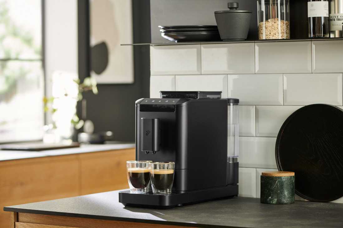 Ekspres TCHIBO Esperto 2 Caffe Czarny 2 kawy jednocześnie możliwości wymiary design szerokość prezentacja Funkcja double cup