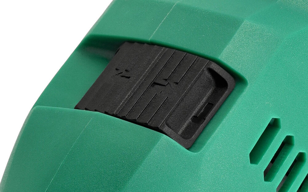 Wiertarka udarowa STALCO IDS13VS zbliżenie na przełącznik do zmiany trybu pracy dwa tryby pracy – z udarem i bez udaru funkcja udaru ułatwia wiercenie w betonie i murze tryb bezudarowy sprawdzi się przy precyzyjnym wierceniu w drewnie i metalu prędkość do 2800 obr./min częstotliwość udaru do 44800 ud./min