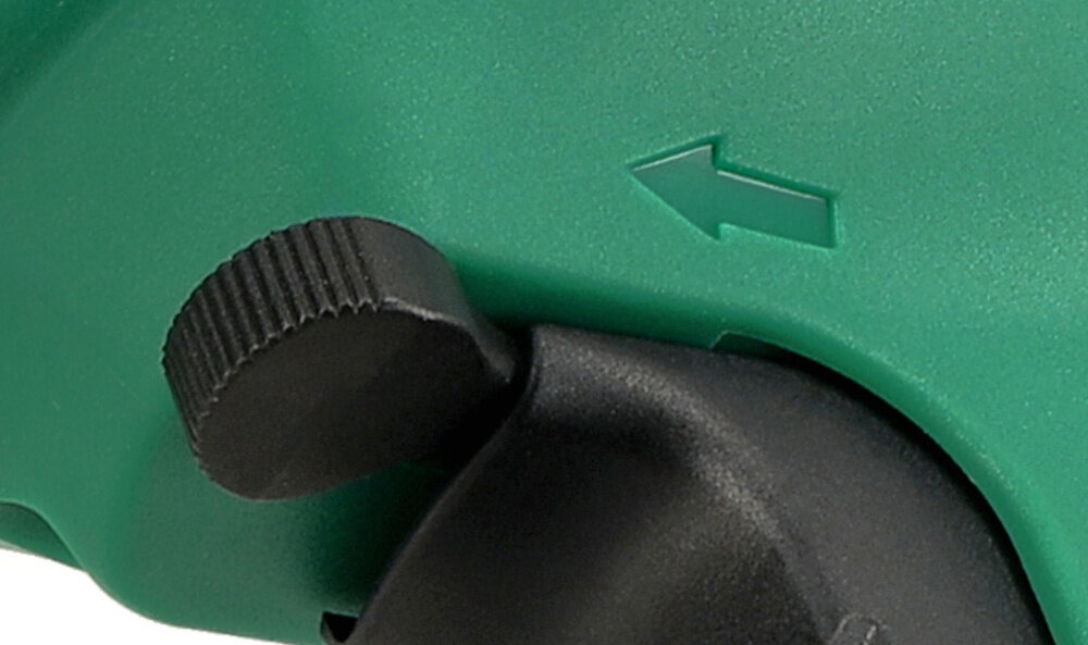 Wiertarka udarowa STALCO IDS16KVS zbliżenie na przełącznik do zmiany kierunku obrotów funkcji zmiany kierunku obrotu możne obracać się w prawo i w lewo ułatwia to prace montażowe i serwisowe uniwersalność urządzenia