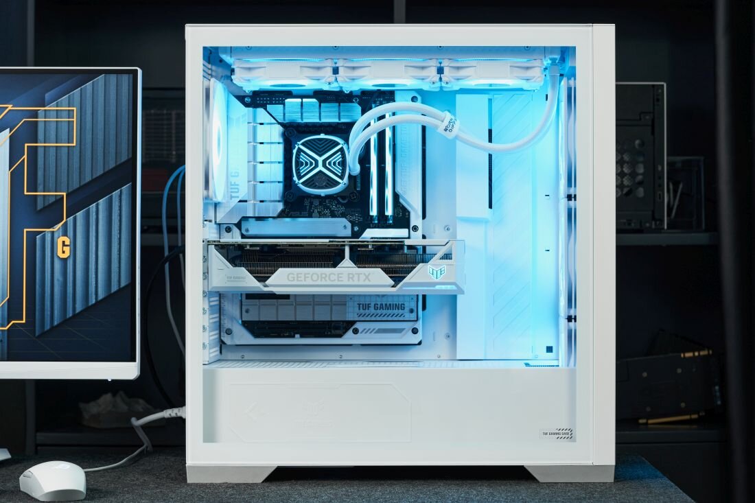 Obudowa ASUS TUF Gaming GT302 TG ARGB - kompaktowe wymiary