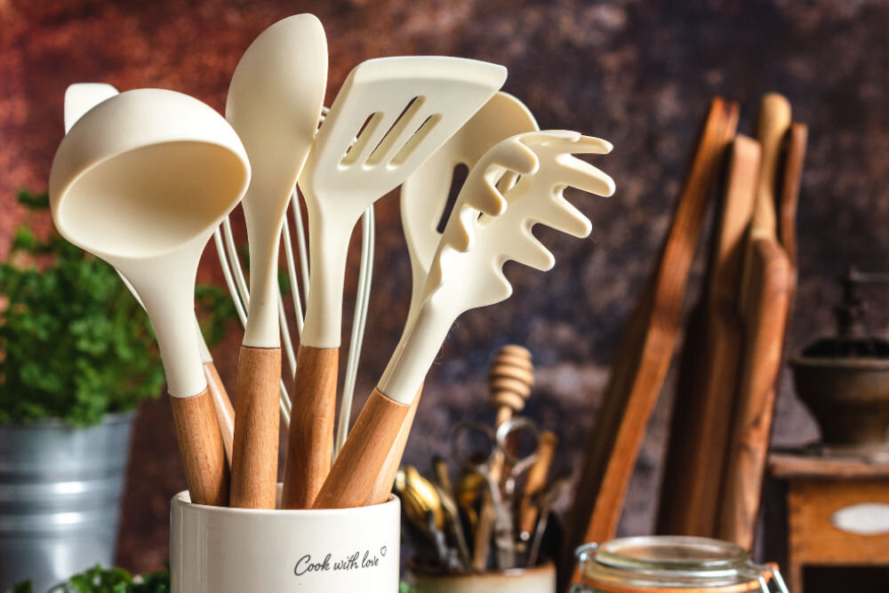 Zestaw przyborów kuchennych VINTAGE CUISINE VC2KUS20RD11CP Czerwony (7 elementów) styl retro