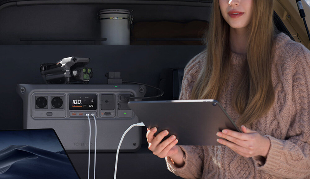 Електростанція DJI Power 1000, потужність 2200 Вт, 1024 Вт·год, два порти USB-C, зарядка мобільних телефонів до 57 разів, дрони до 12 разів, живлення холодильника протягом майже двох днів
