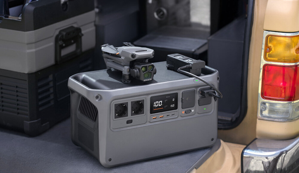 Електростанція DJI Power 1000 2200 Вт два порти USB-C потужністю 140 Вт кожен, вихідна потужність 280 Вт зарядка за протоколом PD 3.1 до 140 Вт швидка зарядка акумуляторів дронів DJI приблизно за 32 хвилини з 10% до 95%