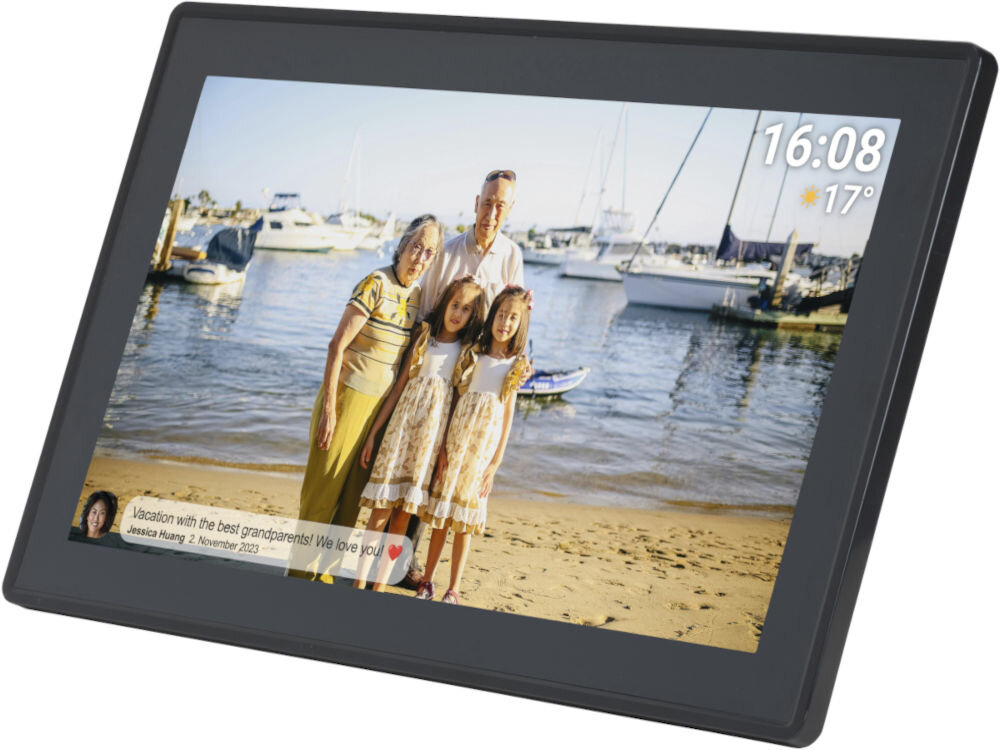 Ramka cyfrowa DENVER Frameo PFF-1515B Czarny prezentacja ramki ze zdjęciem i komentarzem do niego pod kątem na białym tle