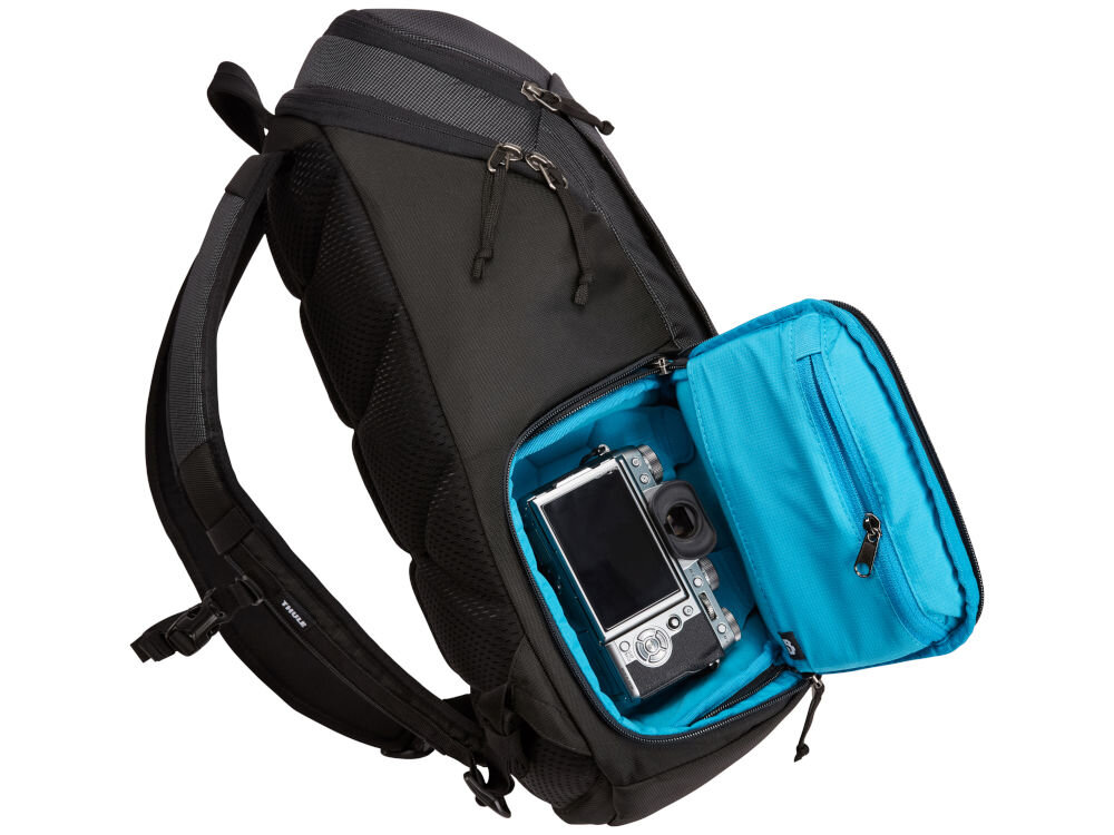 Plecak THULE EnRoute Medium DSLR 20L Czarny boczny zamek błyskawiczny szybki dostęp do aparatu możliwość zdjęcia ochronnego systemu