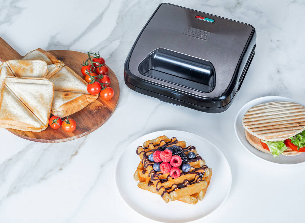 Opiekacz BLACK&DECKER BXSA754E Wszechstronny trzy funkcje nieprzywierająca powłoka grillowane kanapki tosty gofry moc