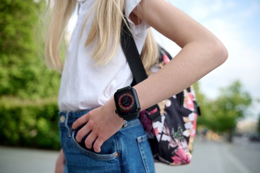 Smartwatch GARETT Kids Nice Pro 4G zywa kolorystyka funkcje wyswietlacz ips hd wiekszy rozmiar czytelnosc ekran wyswietlacz