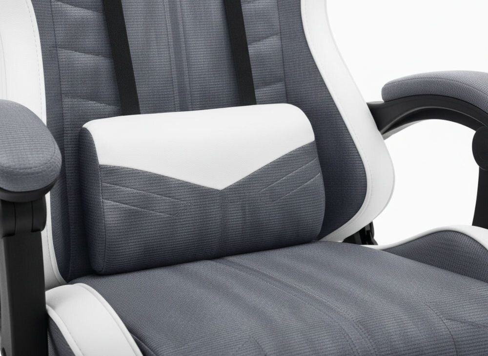 Fotel HELL'S CHAIR HC- 1004 Biało-szary zbliżenie na siedzisko i poduszkę fotela jasne tło dbałość o elementy trwała i praktyczna ekoskóra HDPL profilowana poduszka pod lędźwie tapicerowane podłokietniki