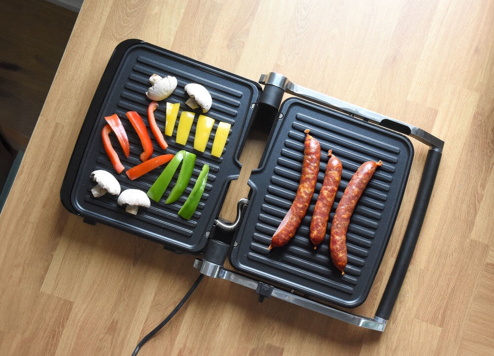 Grill elektryczny LUND 67450 5 różnych pozycji płyty potrzeby dostosowanie grillowanie możliwości