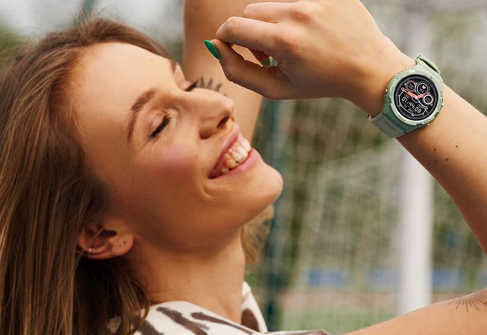 Smartwatch MAXCOM FW100 Titan Valkiria mocna bateria ladowanie moc