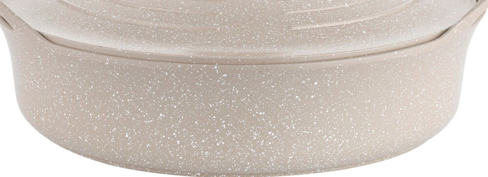 Garnek aluminiowy FLORINA Oslo 28CM 4L Kremowy  garnek w kolorze kremowym faktura marmurek  białe tło klasyczna elegancja funkcjonalność kremowy marmurowy kolor komponuje się z każdą kuchnią zewnętrzna powłoka odporna na wysokie temperatury estetyczny wygląd starannie dopracowane detale praktyczne naczynie stylowy dodatek