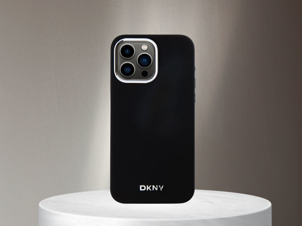 Etui DKNY Liquid Silicone Small Metal Logo