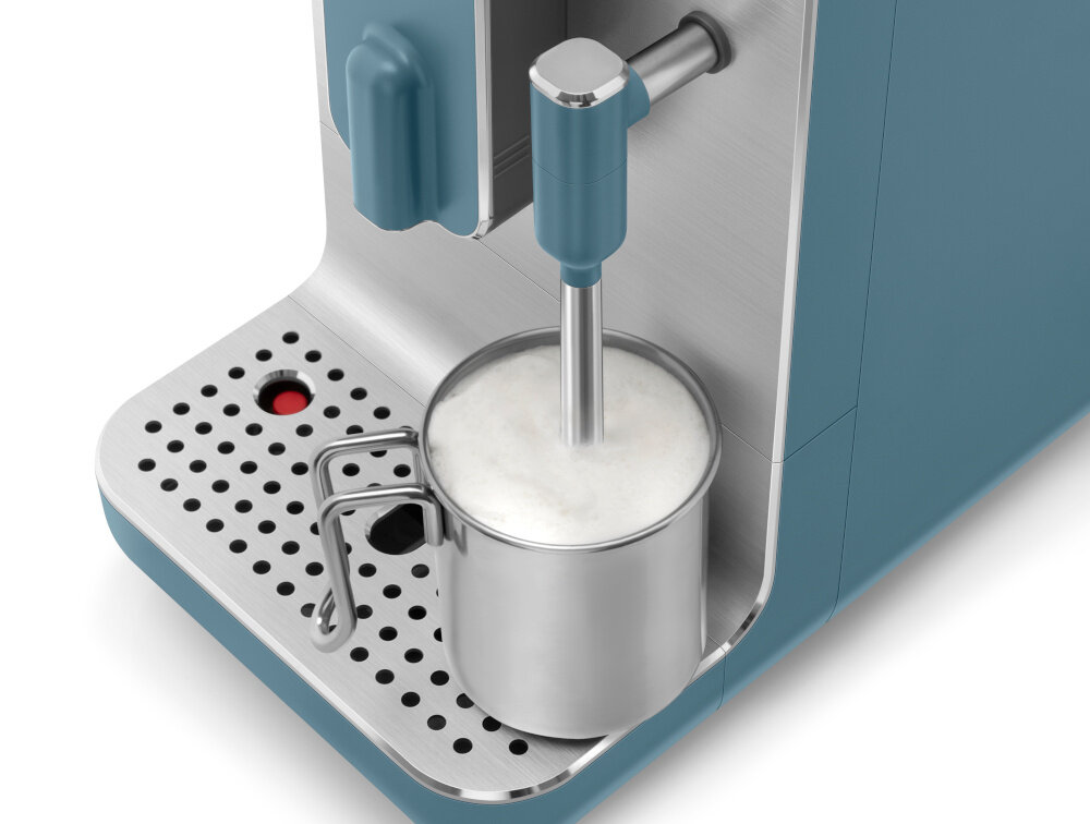 Ekspres SMEG BCC11WHMEU 18 cm szerokości Spienianie mleka Stalowa dysza parowa ręczne spienianie mleka kontrola struktura pianka cappuccino lub latte  Stal nierdzewna higiena