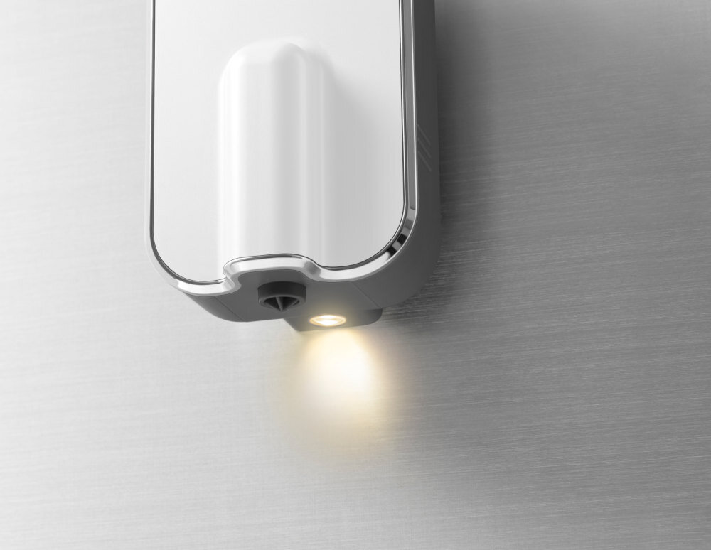 Ekspres SMEG BCC11WHMEU 18 cm szerokości Komfort obsługi Podświetlenie dozownika kawy kawa jest przygotowywana wygodnie