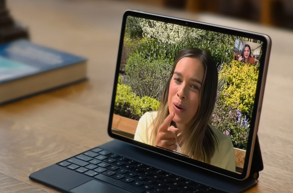 Tablet APPLE iPad Air 13 6 gen. 2024 256 GB 5G Wi-Fi Księżycowa poświata Wi-Fi 6E Bluetooth 5.3= Bluetooth LE technologia 5g