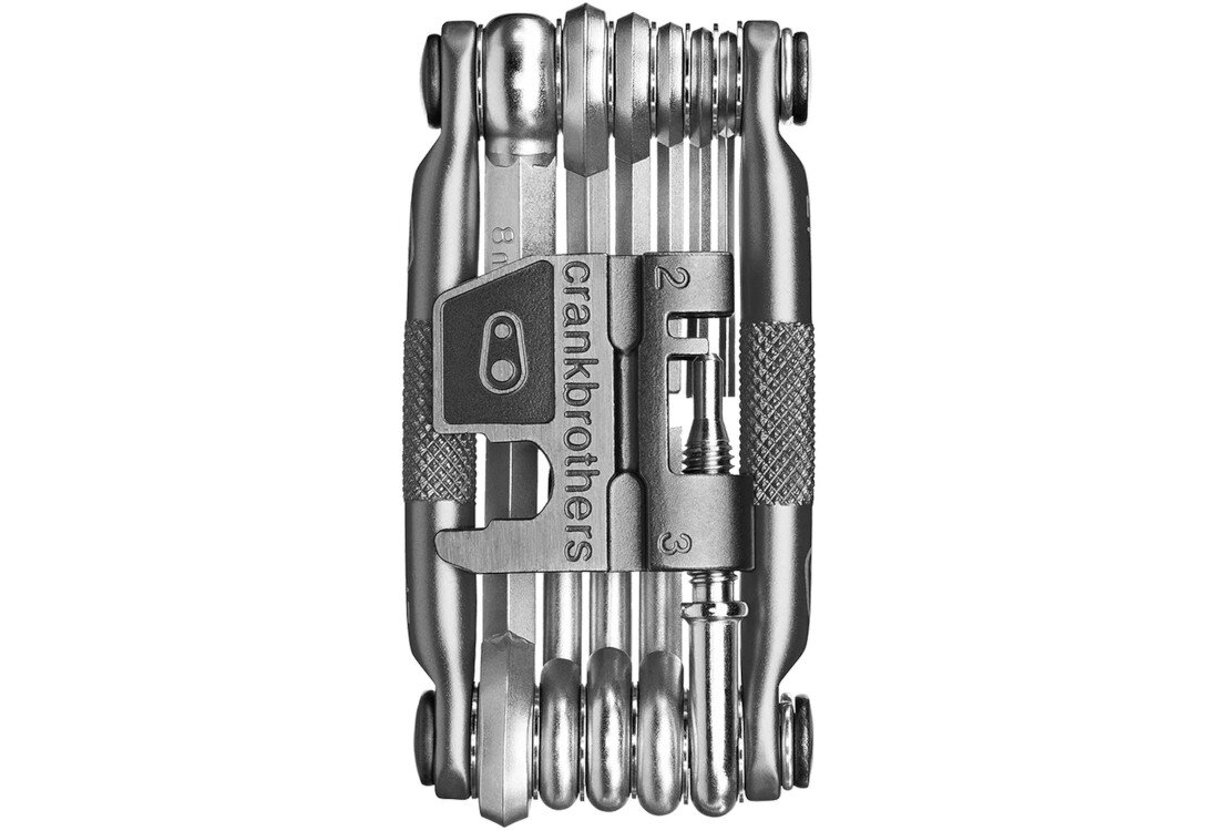 Klucz rowerowy CRANKBROTHERS M17 Niklowy Szeroki zakres funkcji wersja kolor kolorystyka 17 funkcji lekki waga aluminium stal długość łatwe przenoszenie wygodne użytkowanie
