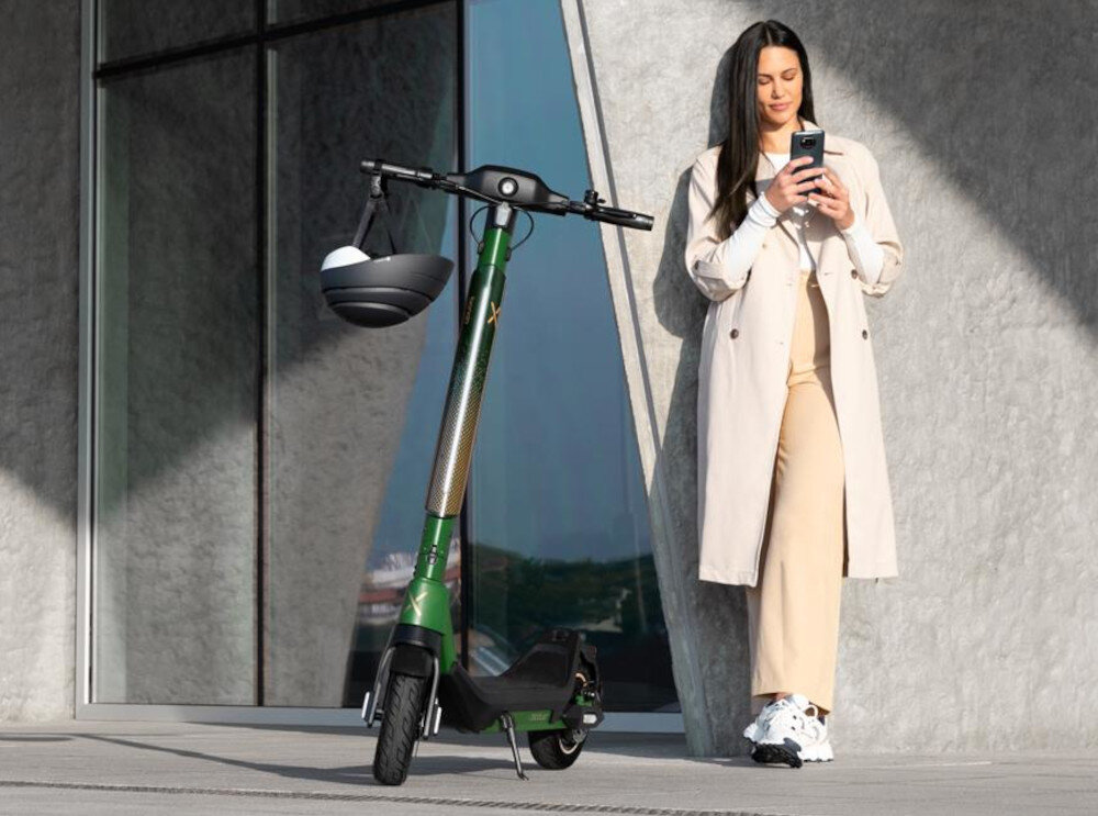 Hulajnoga elektryczna CECOTEC Bongo X65 Connected 65km 500W 10—Zielony modul Bluetooth aplikacja Bongo konfiguracja pojazdu detektor wypadkow telemetria