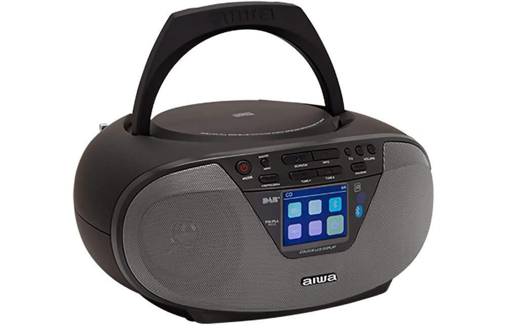 Radioodtwarzacz AIWA BBTU-500DAB wszechstronne odtwarzanie CD, MP3, Bluetooth i radio DAB+/FM, Radioodtwarzacz po skosie na białym tle