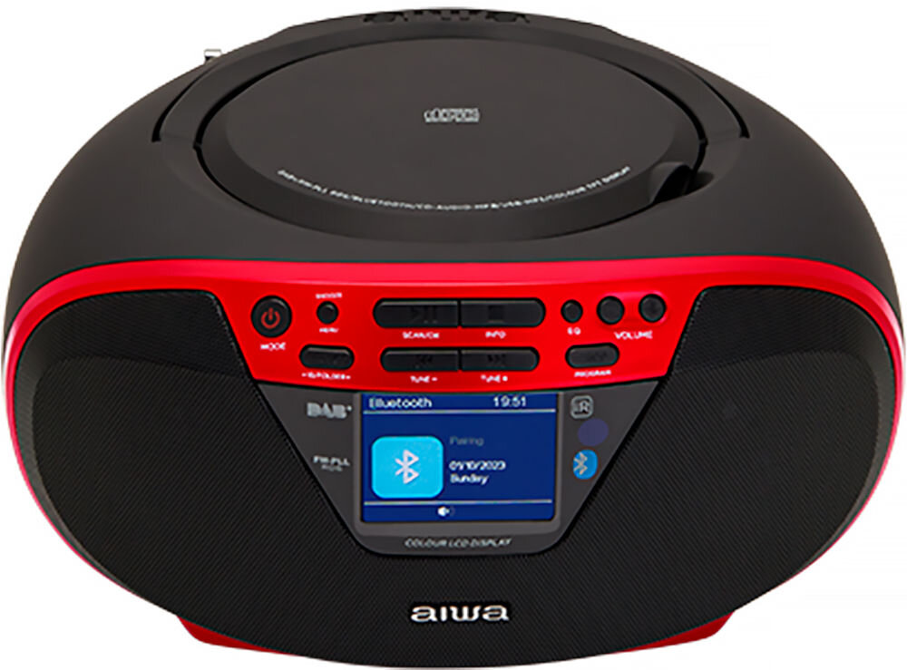 Radioodtwarzacz AIWA BBTU-500DAB podwójny alarm, wyłącznik czasowy, funkcja sleep timer, Radioodtwarzacz od frontu na białym tle