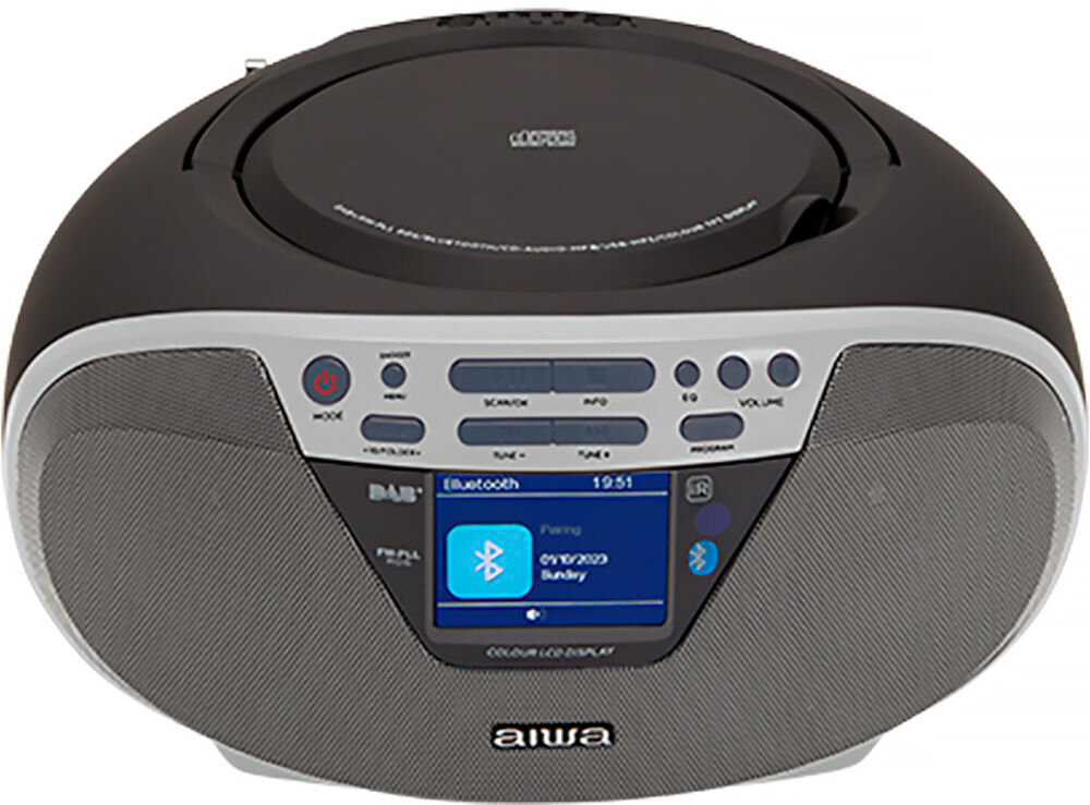 Radioodtwarzacz AIWA BBTU-500DAB podwójny alarm, wyłącznik czasowy, funkcja sleep timer, Radioodtwarzacz od frontu na białym tle