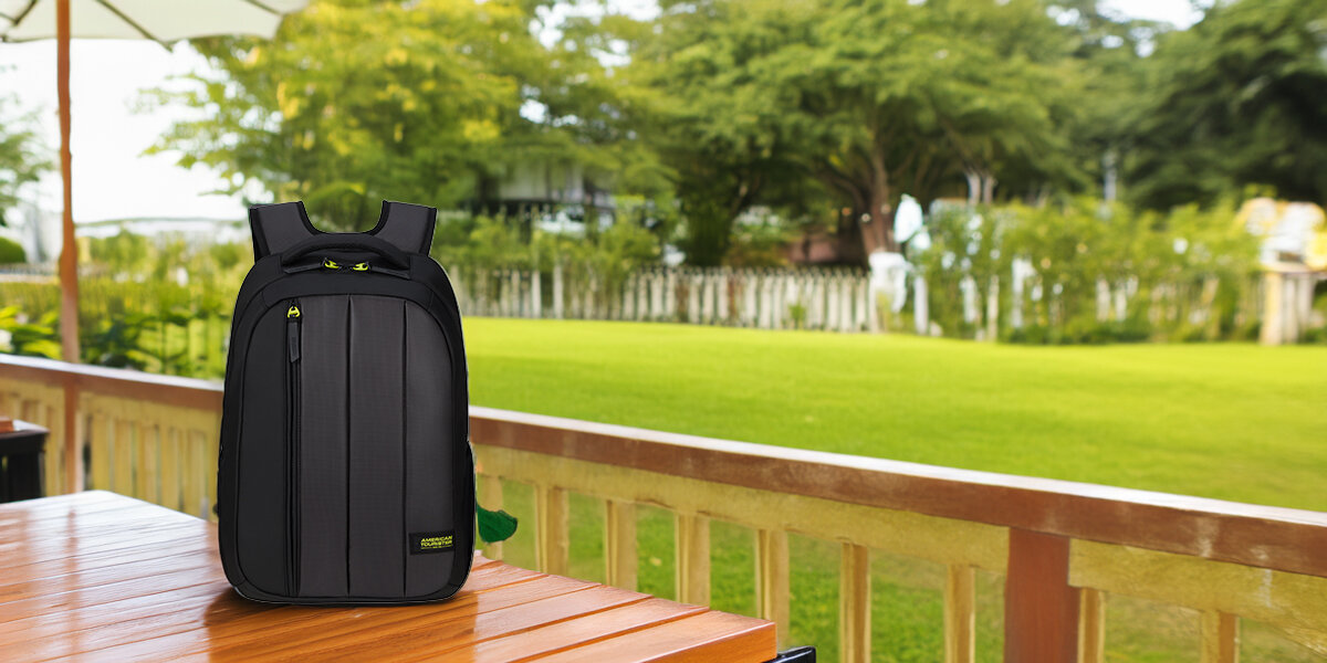Plecak na laptopa AMERICAN TOURISTER Streethero 24 l od książek po elektronikę Smart sleeve