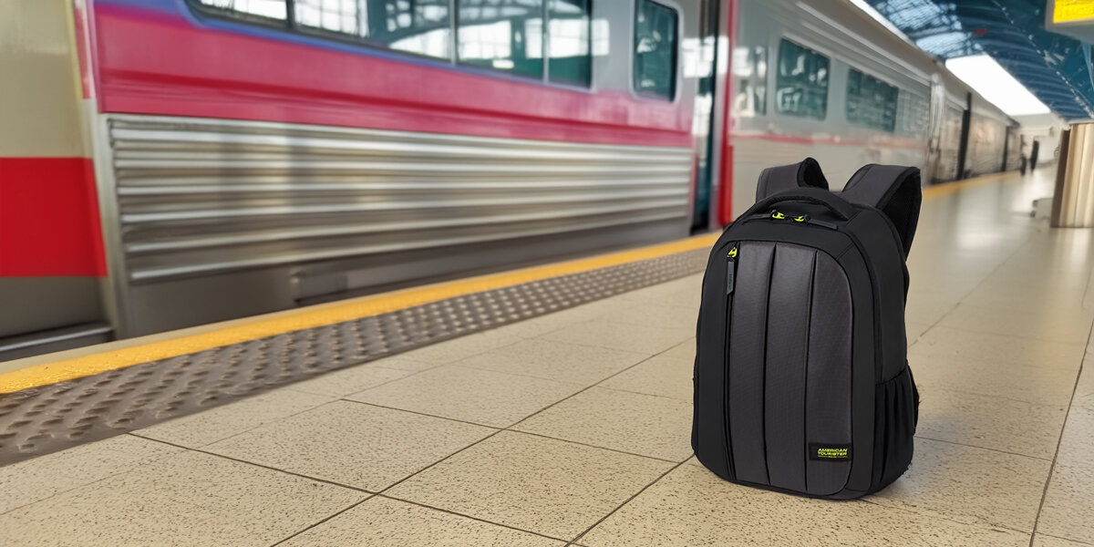 Plecak na laptopa AMERICAN TOURISTER Streethero przegrody na laptop 15,6 oraz tablet 10,5 chroniąc go przed uszkodzeniami