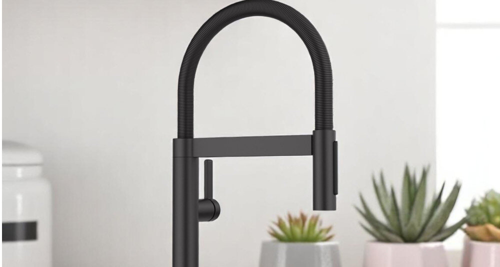 BATERIA KUCHENNA BLANCO Culina-S II Mini 527468 Czarny mat kuchnia zlewozmywak mycie jabłek woda wylewka zbliżenie obracana wyciągana obracana wylewka wyciągana swoboda ruchu wygoda