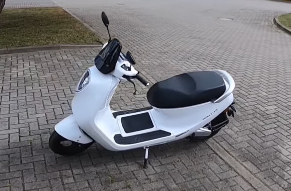 Skuter elektryczny IML Yadea C1S Biały tempomat alarm komfort bezpieczenstwo uzytkowania
