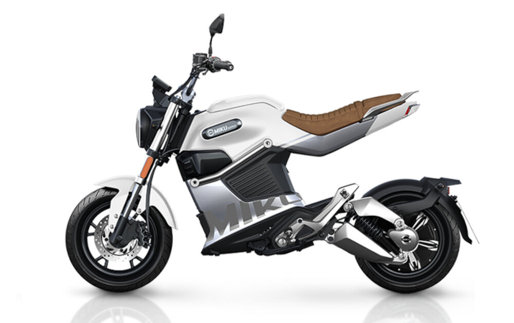 Motocykl elektryczny IML Miku Super Sunra Biały bialy kolor moc zaawansowane technologie komfort ekologiczny transport wygoda dynamiczna jazda