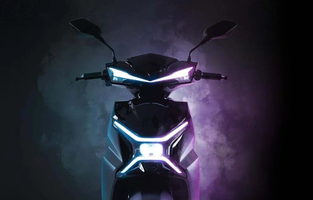 Skuter elektryczny IML X1 Szaro-czarny przednie i tylne swiatla LED kierunkowskazy wyrazne latwe w obsludze bezpieczenstwo na drodze