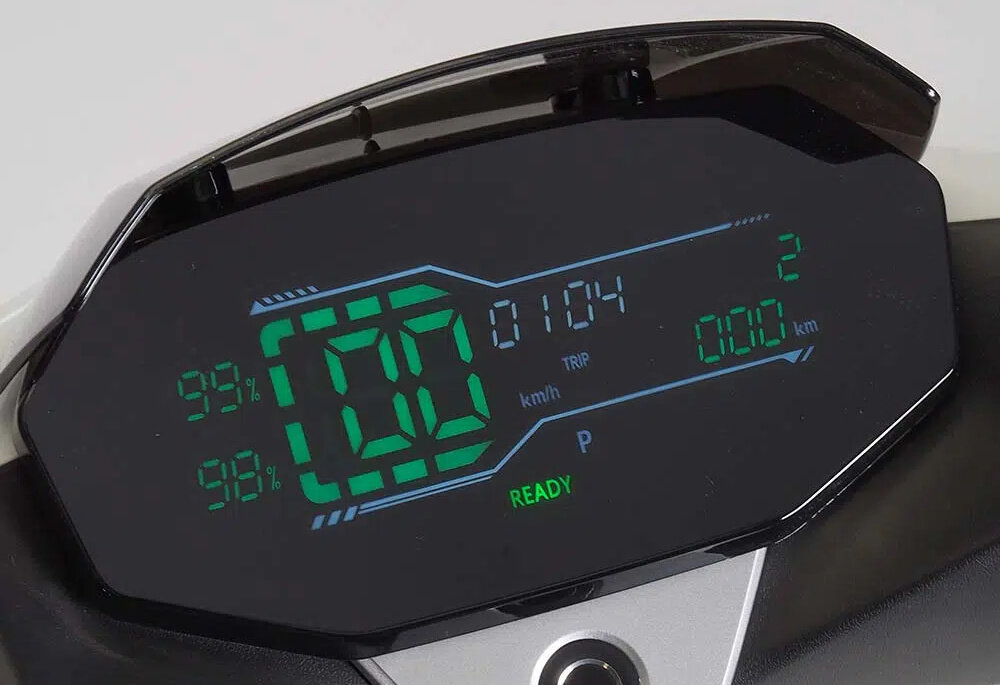 Skuter elektryczny IML Sunra Robo-SC Delivery Biały wyswietlacz dotykowy cyfrowy pelna kontrola informacje na biezaco