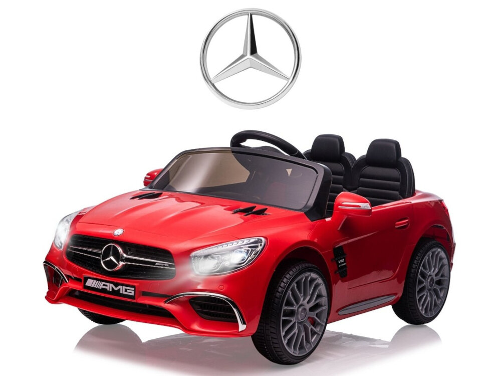 Samochód dla dziecka MILLY MALLY Mercedes-Benz SL65 AMG Czerwony samochód na białym tle widoczny od przodu pod skosem na górze zdjęcia logo Mercedesa radość aktywność rozwój wyobraźnia