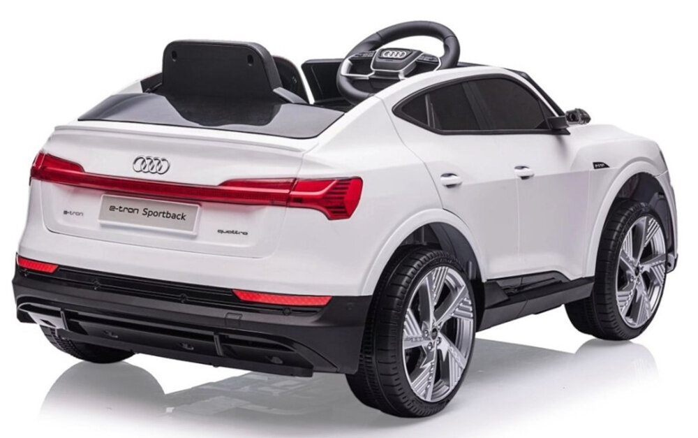 Samochód dla dziecka MILLY MALLY Audi E-Tron Sportback Biały replika kultowego samochodu Audi wysoka jakosc tworzywa sztucznego stop metalu nie ma tradycyjnego hamulca zatrzymanie przez sciagniecie nogi z przycisku uruchamiajacego silniki bezpieczne intuicyjne zatrzymywanie sie