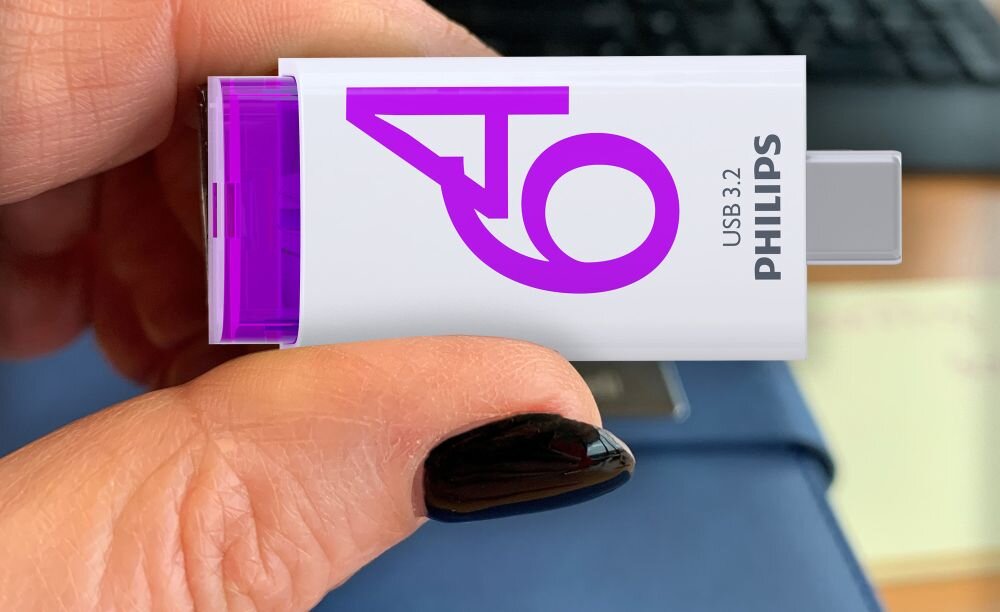 Pendrive PHILIPS Click szybki transfer przechowywanie udostepnianie danych pamiec