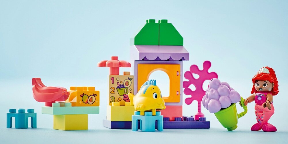 LEGO 10420 DUPLO Stoisko kawowe Arielki i Florka opis