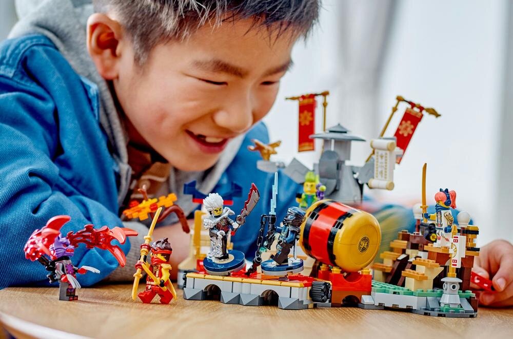 LEGO 71818 NINJAGO Arena turniejowa mnóstwo interaktywnych funkcji