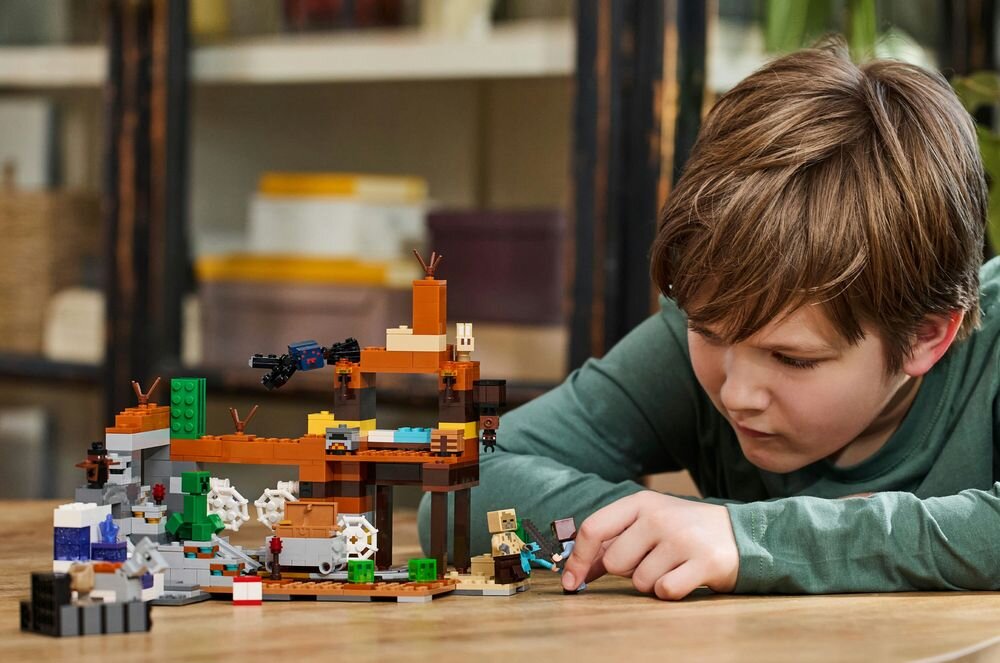 LEGO 21263 Minecraft Kopalnia w Badlandach gra