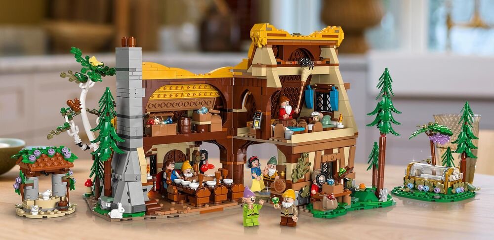 LEGO 43242 Disney Princess Chatka Królewny Śnieżki i siedmiu krasnoludków dach