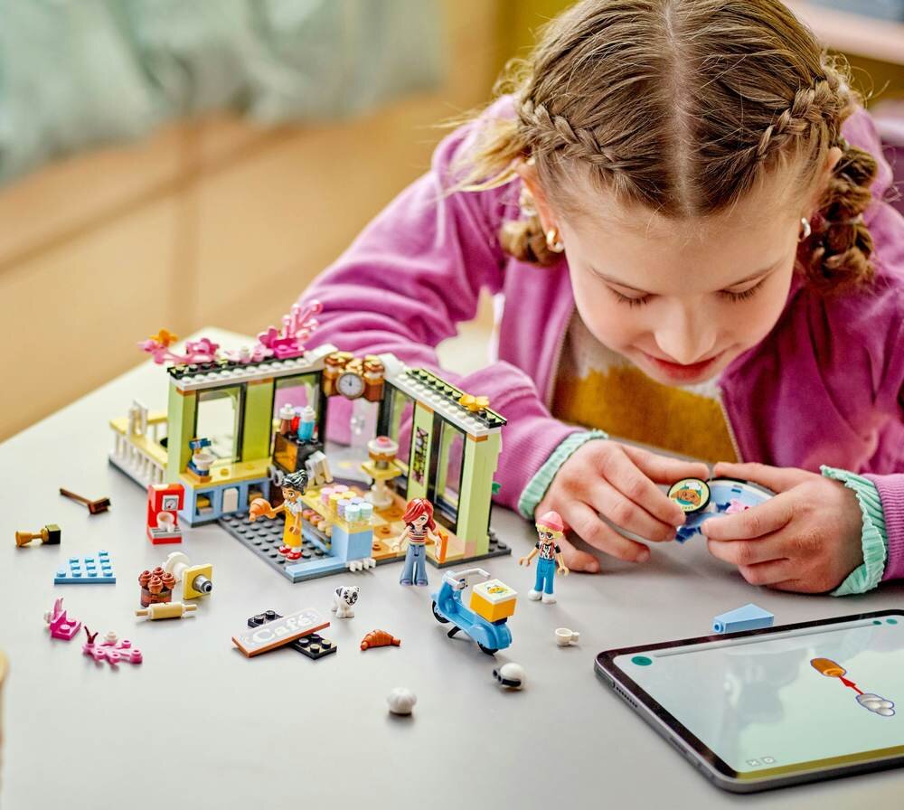 LEGO 42618 Friends Kawiarnia w Heartlake umiejętności