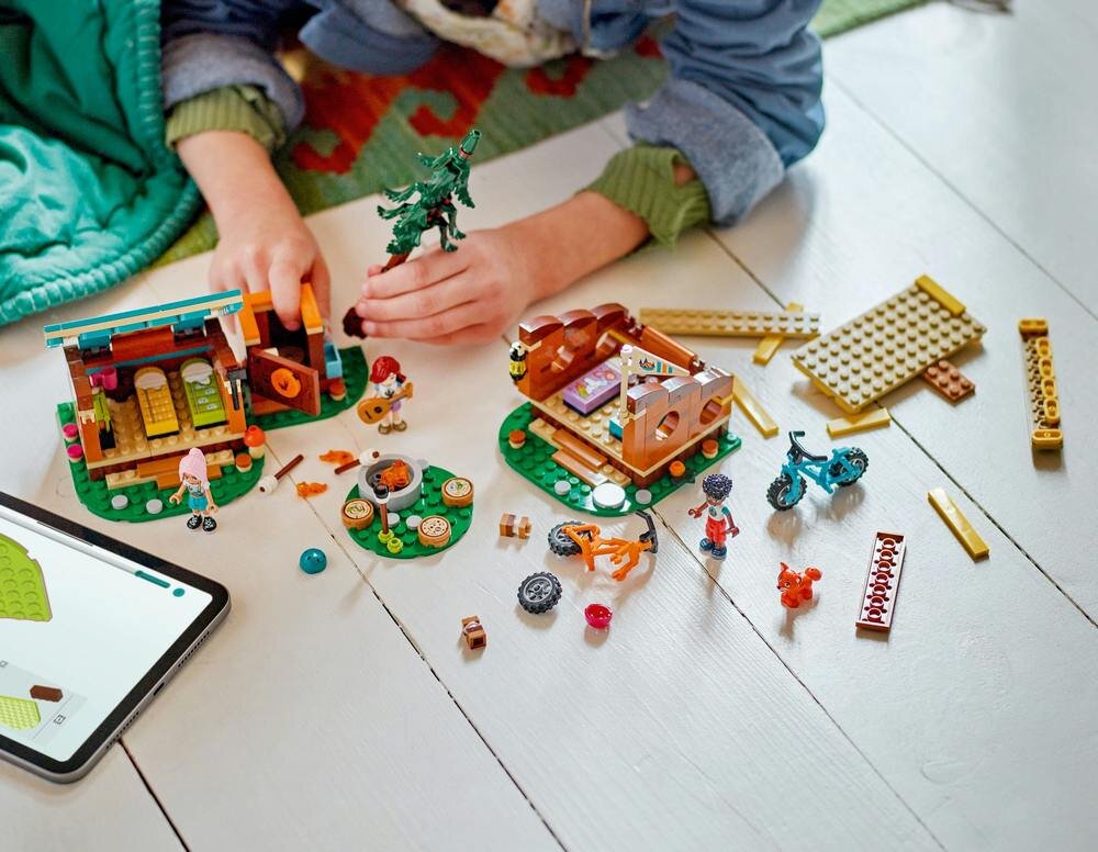 LEGO 42624 Friends Przytulne domki na letnim obozie umiejętności