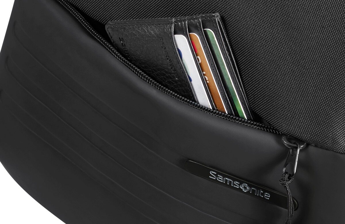 zdjęcie plecaka do laptopa samsonite Stackd biz black 14.1