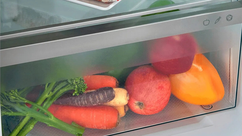 LODÓWKA LIEBHERR CTPe 231 SMARTFROST pojemniki warzywa owoce przechowywanie funkcjonalne praktyczne Przezroczyste ścianki