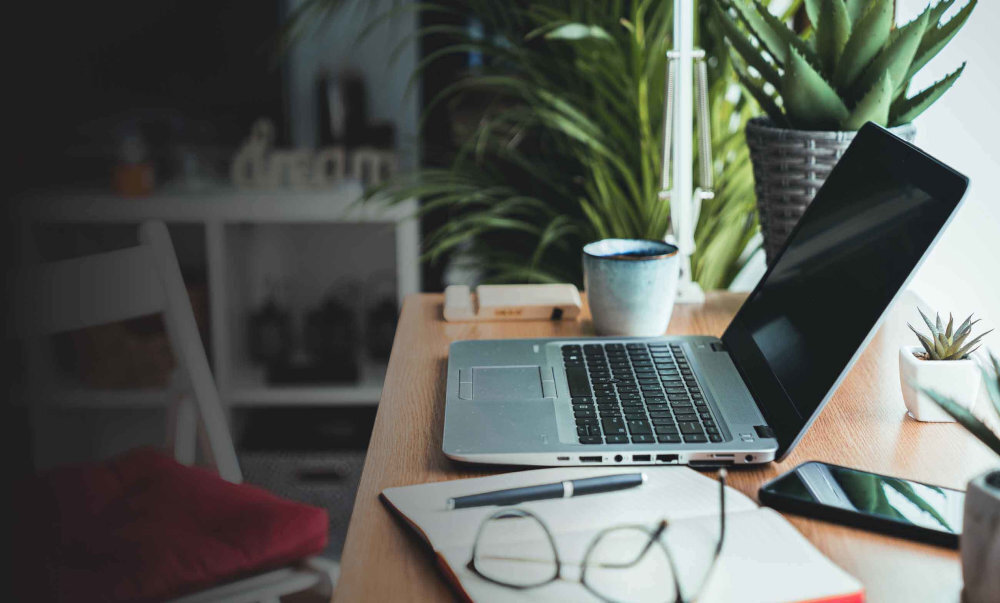 Antywirus NORTON Small Business urządzeń, haseł, danych klientów informacji finansowych zaporę chroniącą sieć kopii zapasowych w chmurze prywatna przeglądarka, menedżer aktualizacji