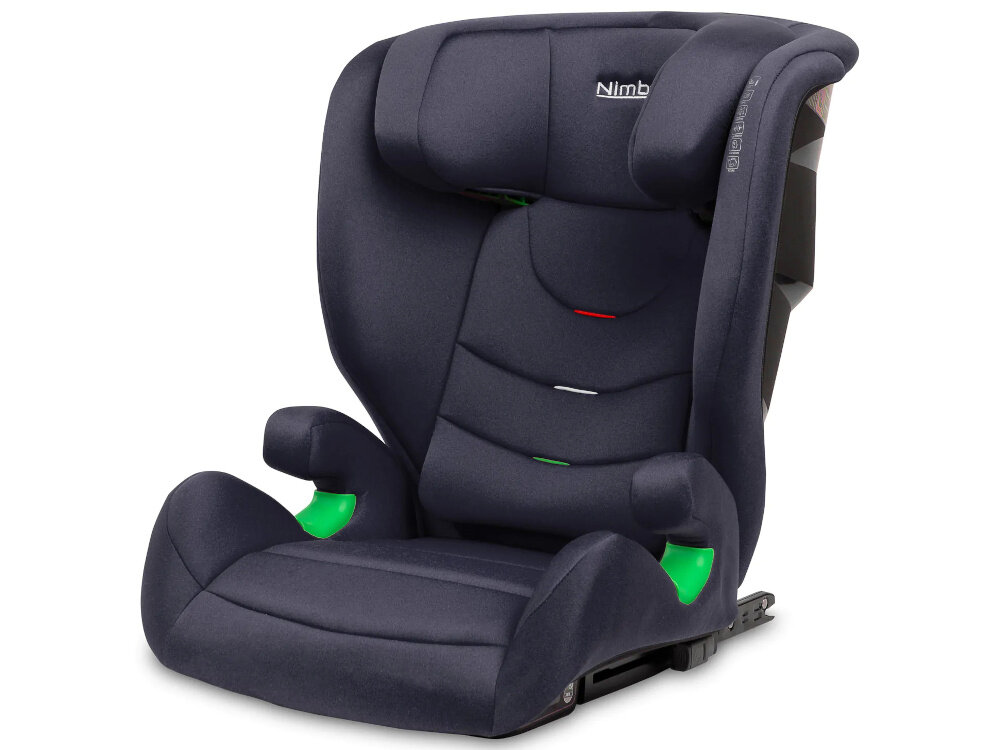 Fotelik samochodowy CARETERO Nimbus I-Size 100-150 cm (15-36 kg) Granatowy fotelik na białym tle ze schowanym zagłówkiem widoczny od przodu pod skosem pokrowiec fotelika można prać ręcznie w temperaturze do 30°C higiena i estetyczny wygląd oszczędność czasu dziecko korzysta z czystego i przyjemnego w dotyku miejsca do siedzenia