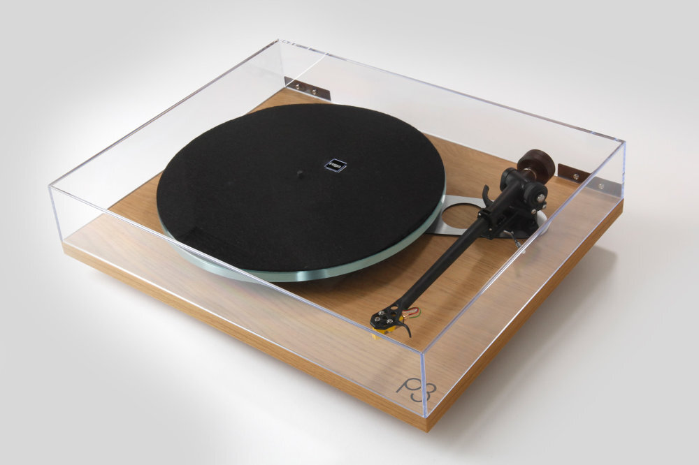 Gramofon REGA Planar 3 stopę izolacyjną redukuje przenoszenie wibracji izolację od podłoża czystszy dźwięk