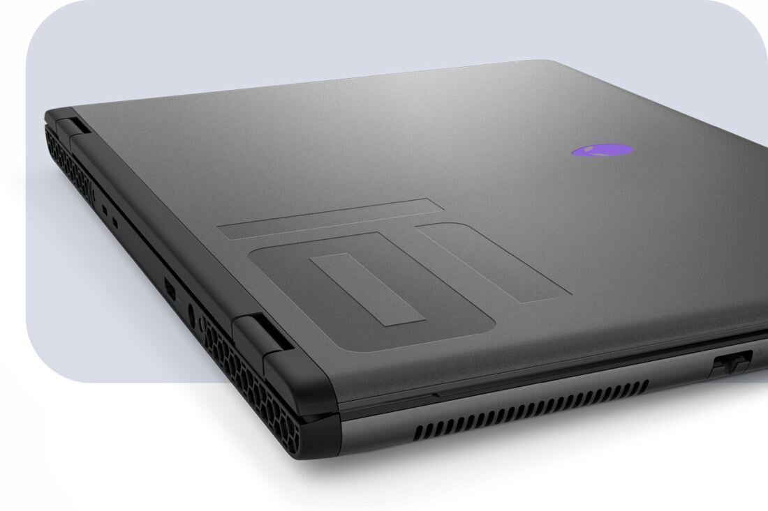 Laptop DELL Alienware M16 R2 M6R2 - Alienware