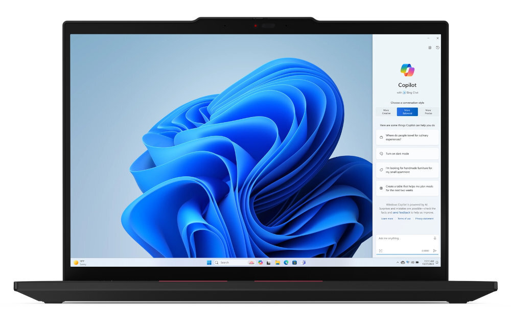 Laptop LENOVO ThinkPad T14 Gen 5 z ekranem WUXGA IPS 500 nitów dotykowym – Ekran 14 cali WUXGA IPS 500 nitów dotykowy