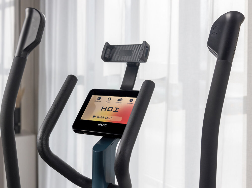 Orbitrek elektromagnetyczny KETTLER Hoi Cross Pro Blueberry Green dotykowy 7-calowy wyswietlacz TFT zlicza prezentuje najwazniejsze parametry treningu 20 wbudowanych programow treningowych konfiguraca 4 profili uzytkownikow